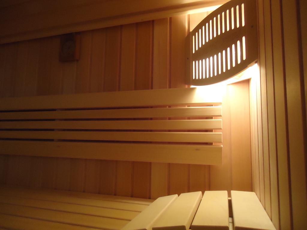 Lipizzaner Lodge Guest House 포스토이나 외부 사진